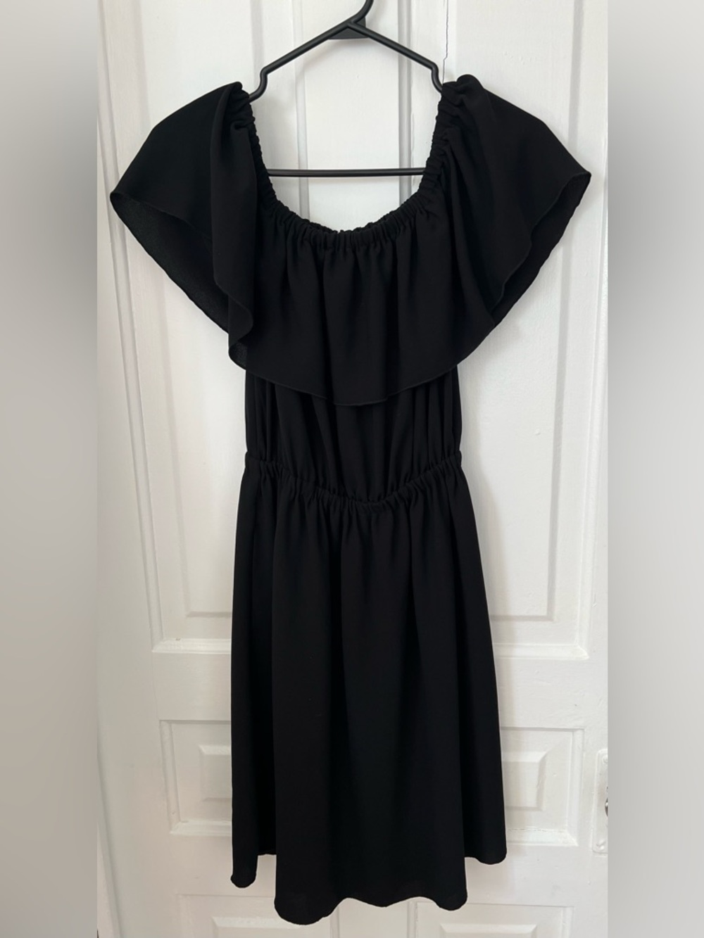 Aritzia Wilfred Hosta Black Off-Shoulder Mini Dress - Picture 2 of 3